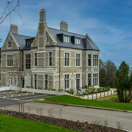 Treloyhan Manor